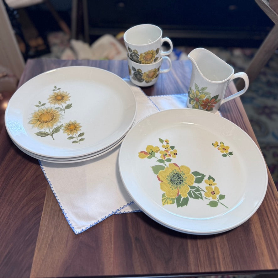 Johnson Brothers Sunflower Pattern Plates