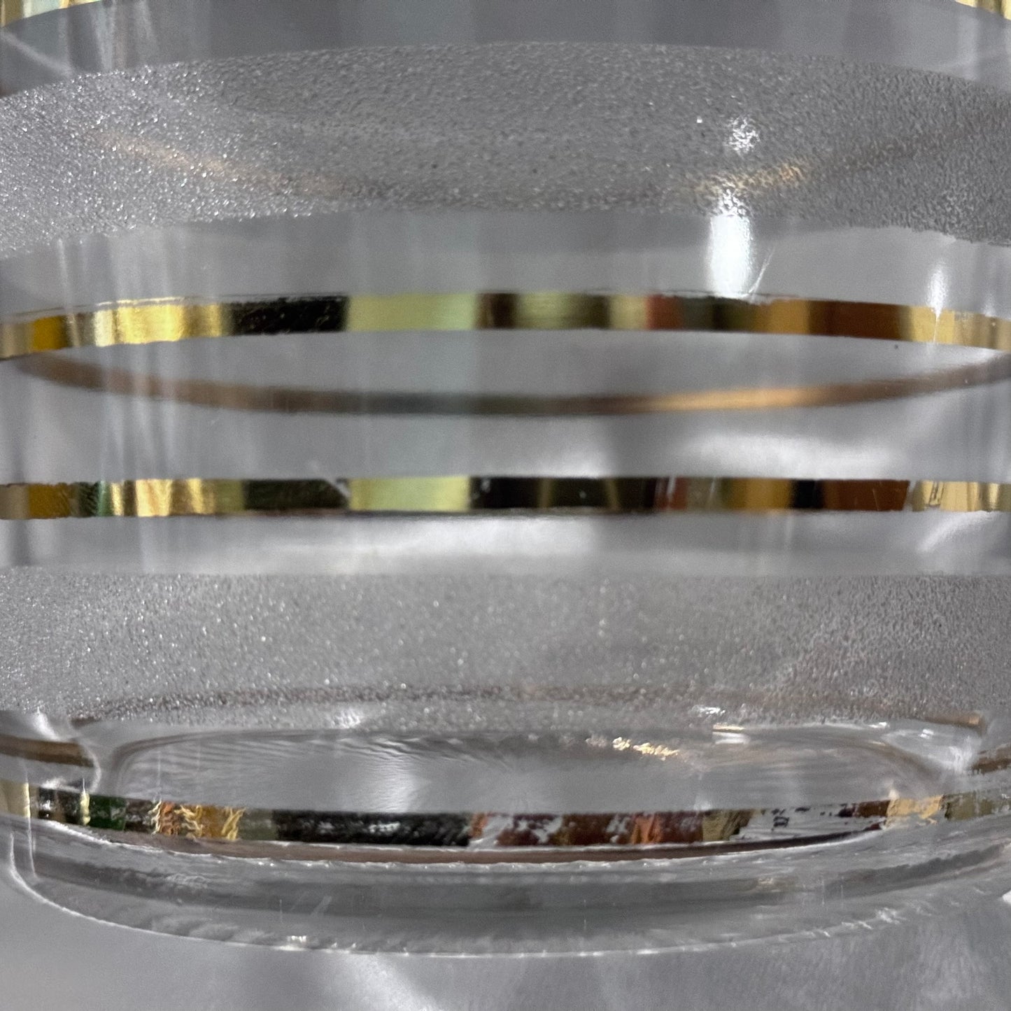 Sugar Texture and Golden Striped Ice Bucket
