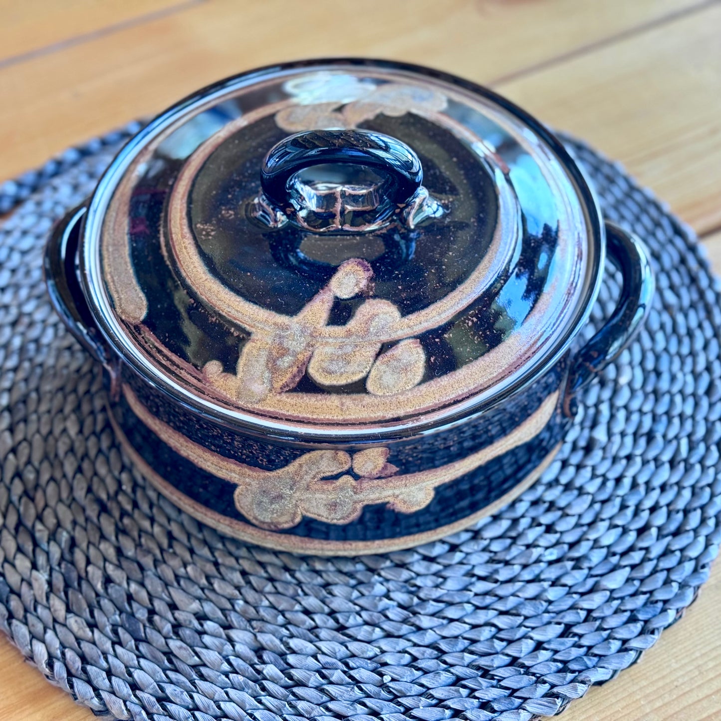 Sanger Canada Pottery Casserole Dish