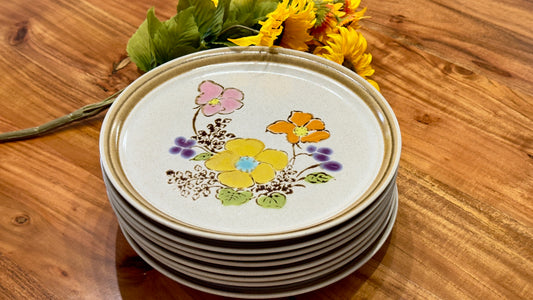 Premiere Country Manor 'Summerglow' Dinner Plates