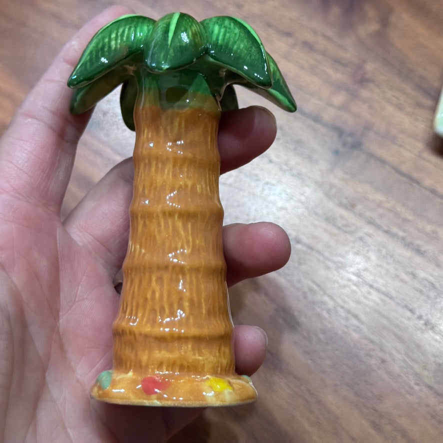 Vintage In Box Omnibus OCI Fitz & Floyd Tropical Christmas Salt & Pepper Shakers