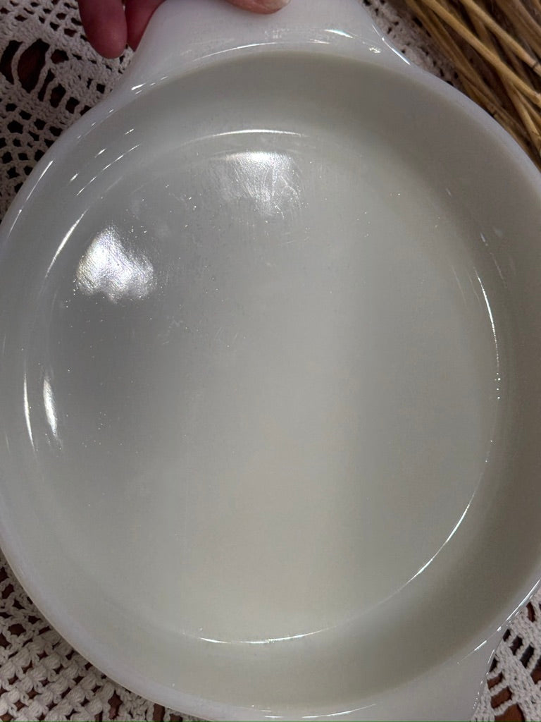 Anchor Hocking Fire-King 'Blue Cornflower' 429 9IN Handled Casserole Dish