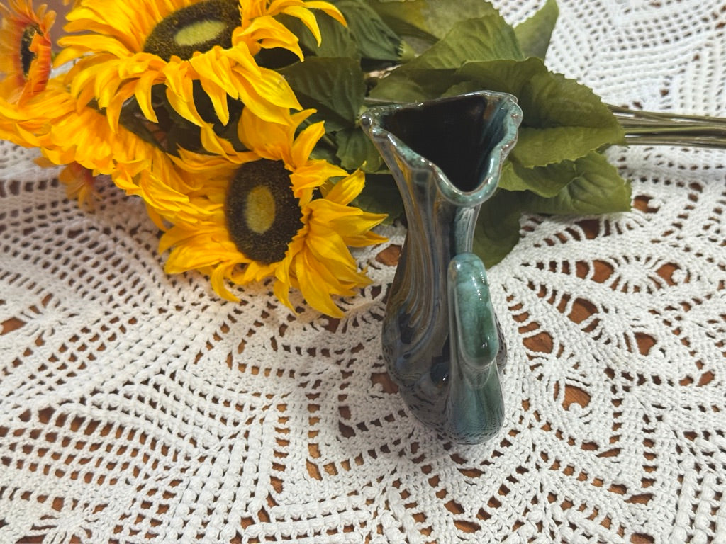 Blue Mountain Pottery (BMP) Swan Vase