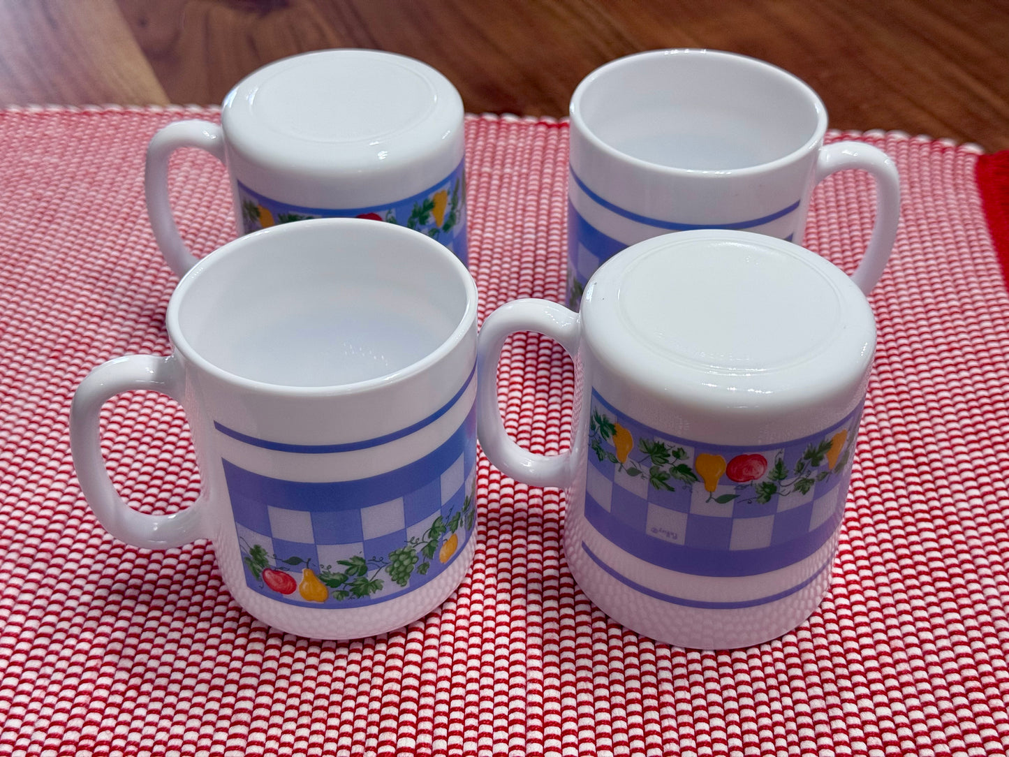 Arcopal France "Marc Pulluy" Checkered Fruits Pattern Mugs