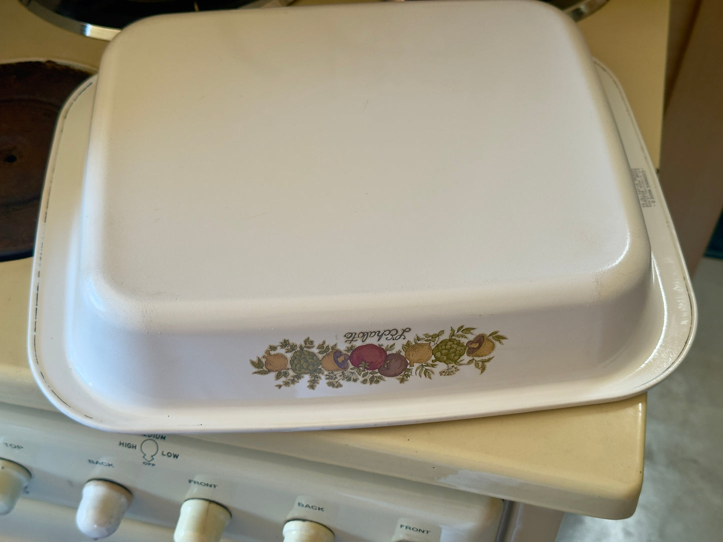 Spice of Life 'L'Echalote Corning Ware A-21 12 1/4" x 10 1/4" x 2 1/4"