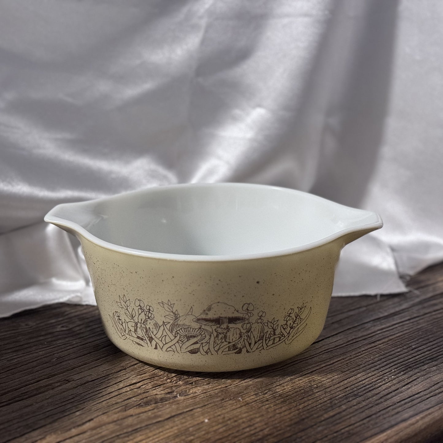 Pyrex Mushroom Forest Fancies 2.5 & 1.5 L & 1L Casserole Dishes