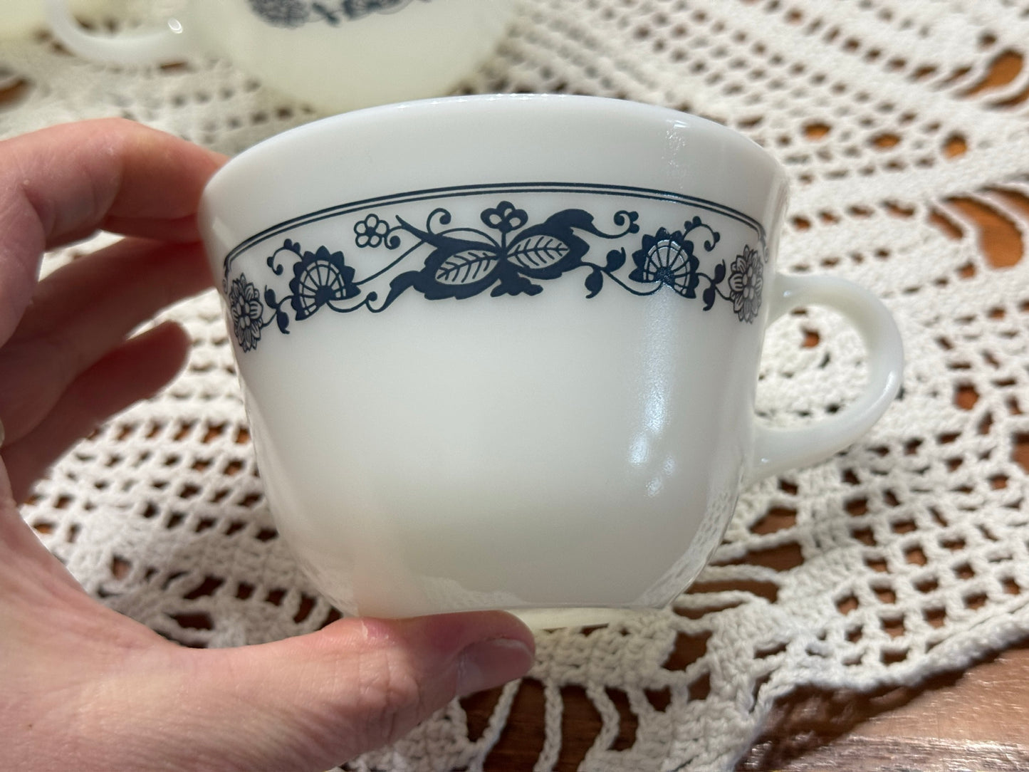 PYREX Old Town Blue Tea/Coffee Cups
