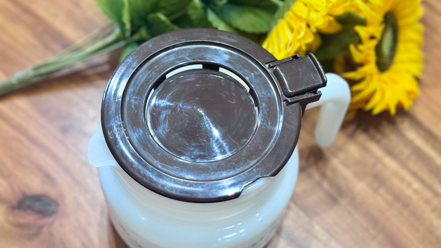 Arcopal France 'Victoria' Milk Glass Coffee Carafe