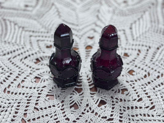 Avon 1876 Cape Cod Collection Salt & Pepper Shakers