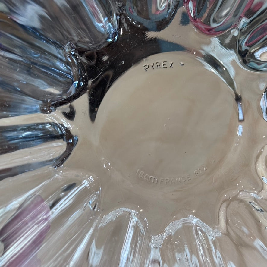 Pyrex Glass Ruffled/Fluted Bowl/Brioche Pan