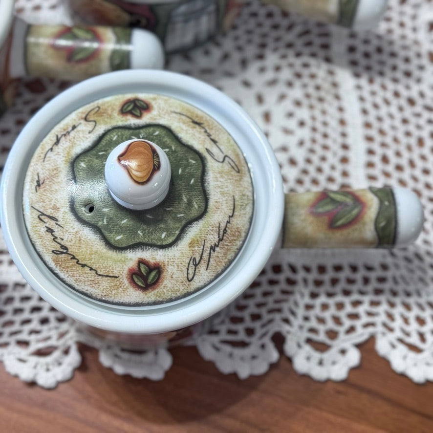 Lidded French Onion Soup Crocks