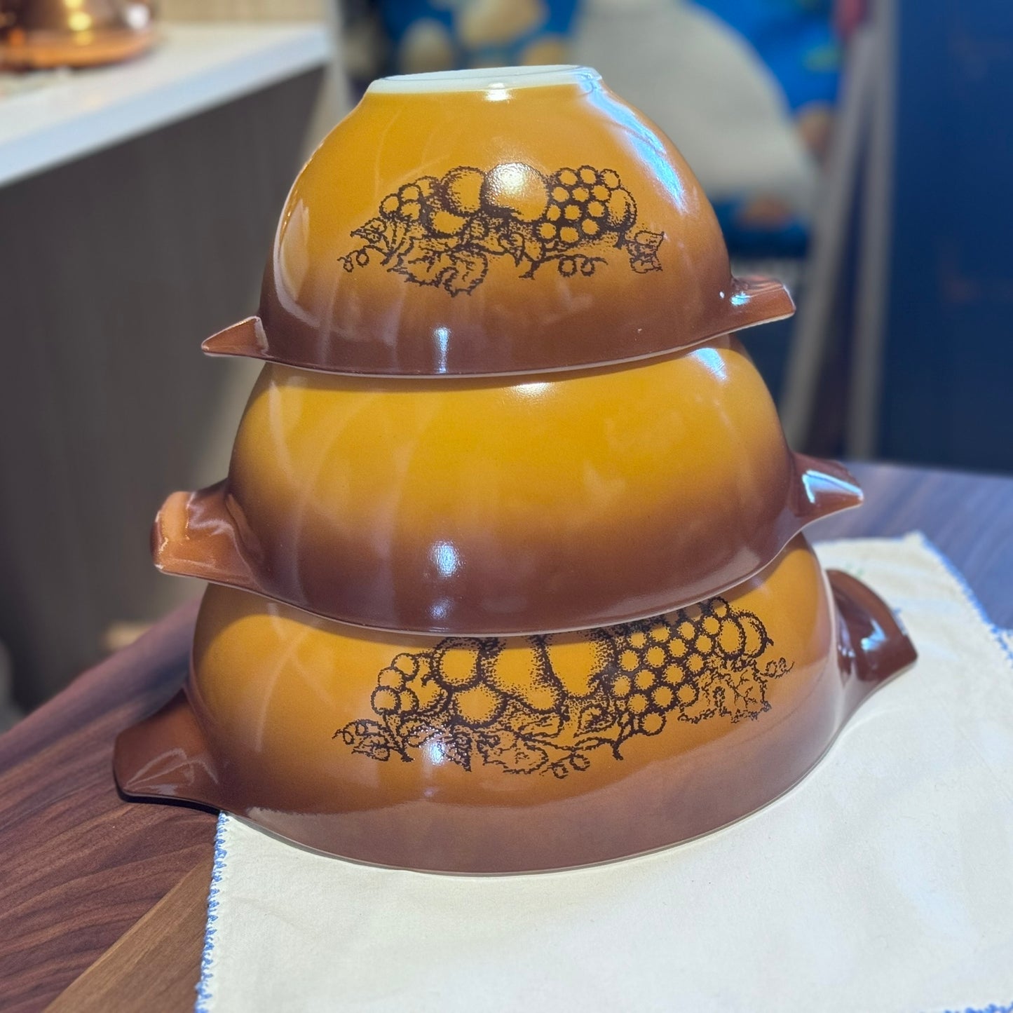 PYREX Old Orchard Set