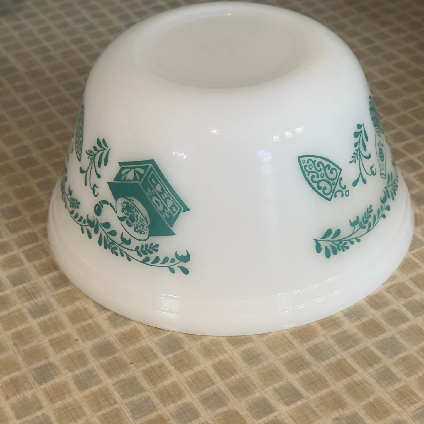 Federal Glass 'American Homestead/Scandinavian Kitchen' 8" Mixing Bowl