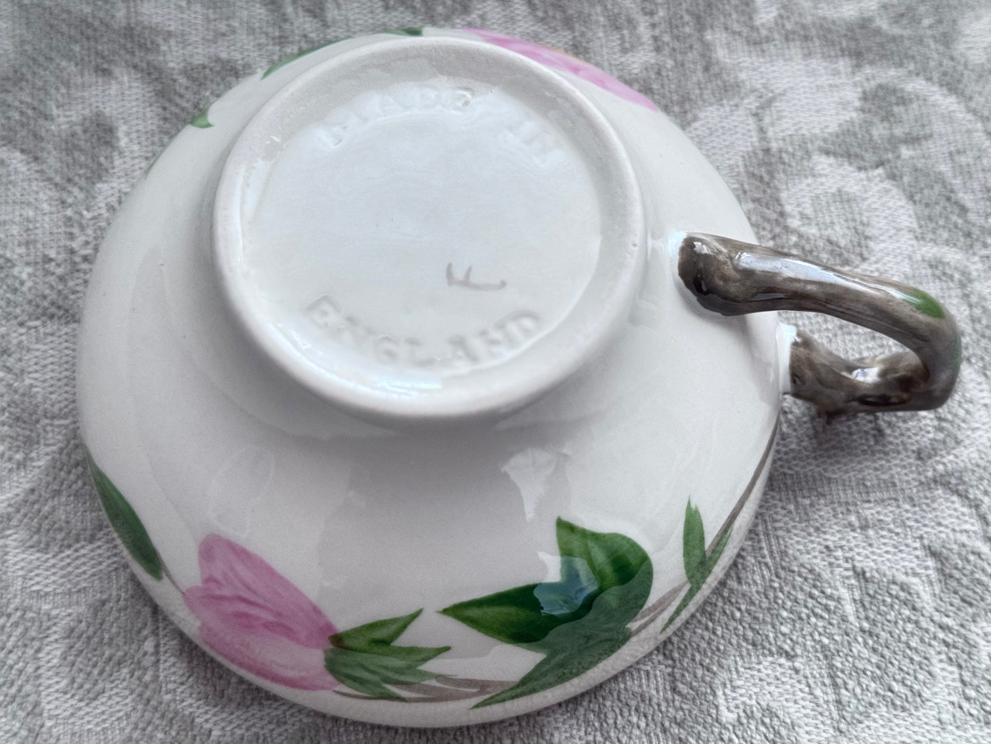 Tea cup & Saucer