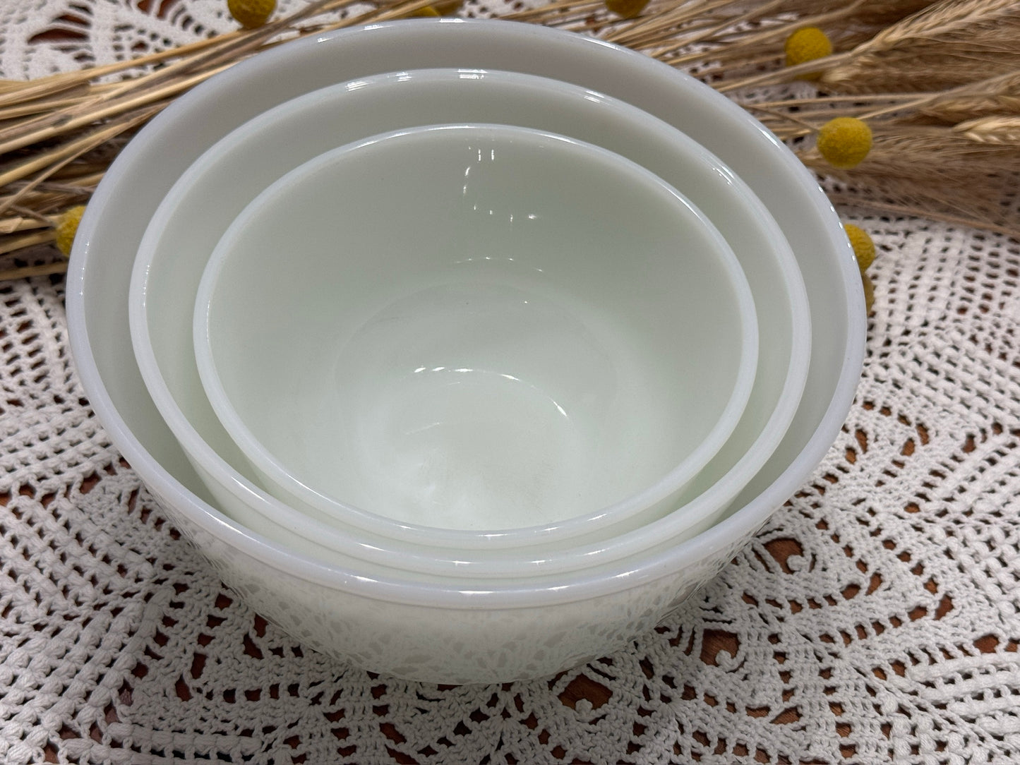 Anchor Hocking Fire-King Milk Glass Mixing Bowl Set