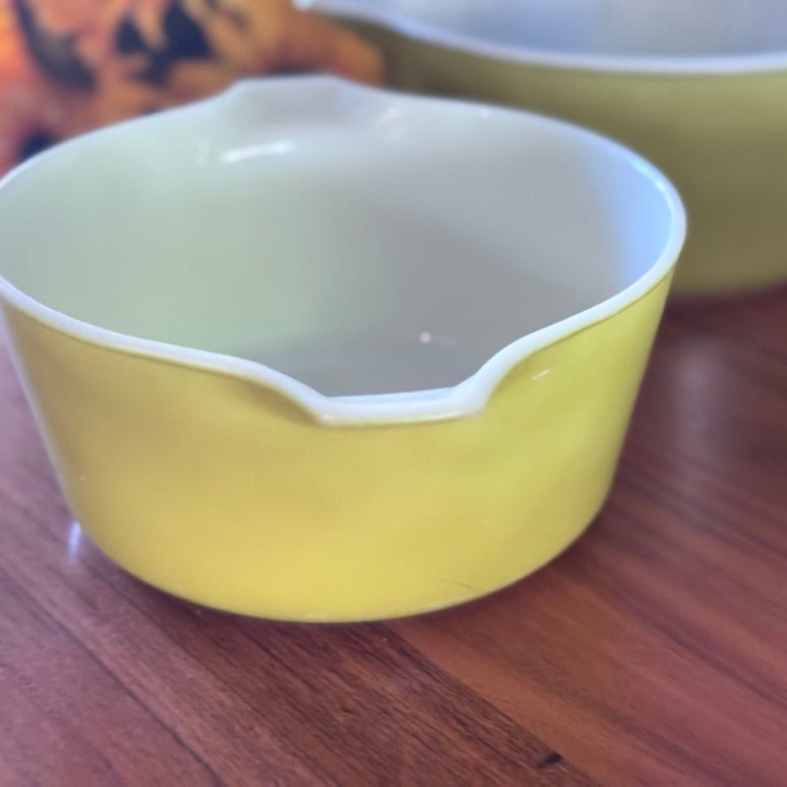Pyrex Verde Green Casserole Dishes