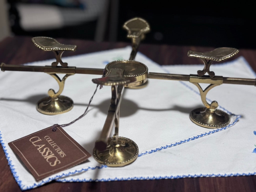 Ethan Allen Collector's Classics Adjustable Brass Trivet