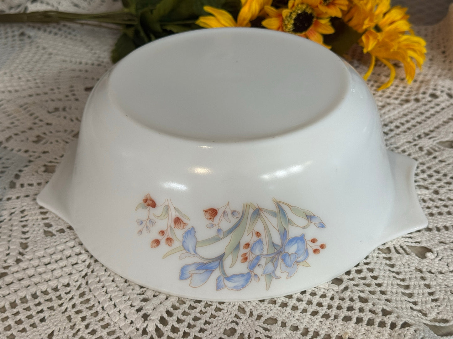 PYREX England "Blue Iris" Stacking Bowl/Casserole Set