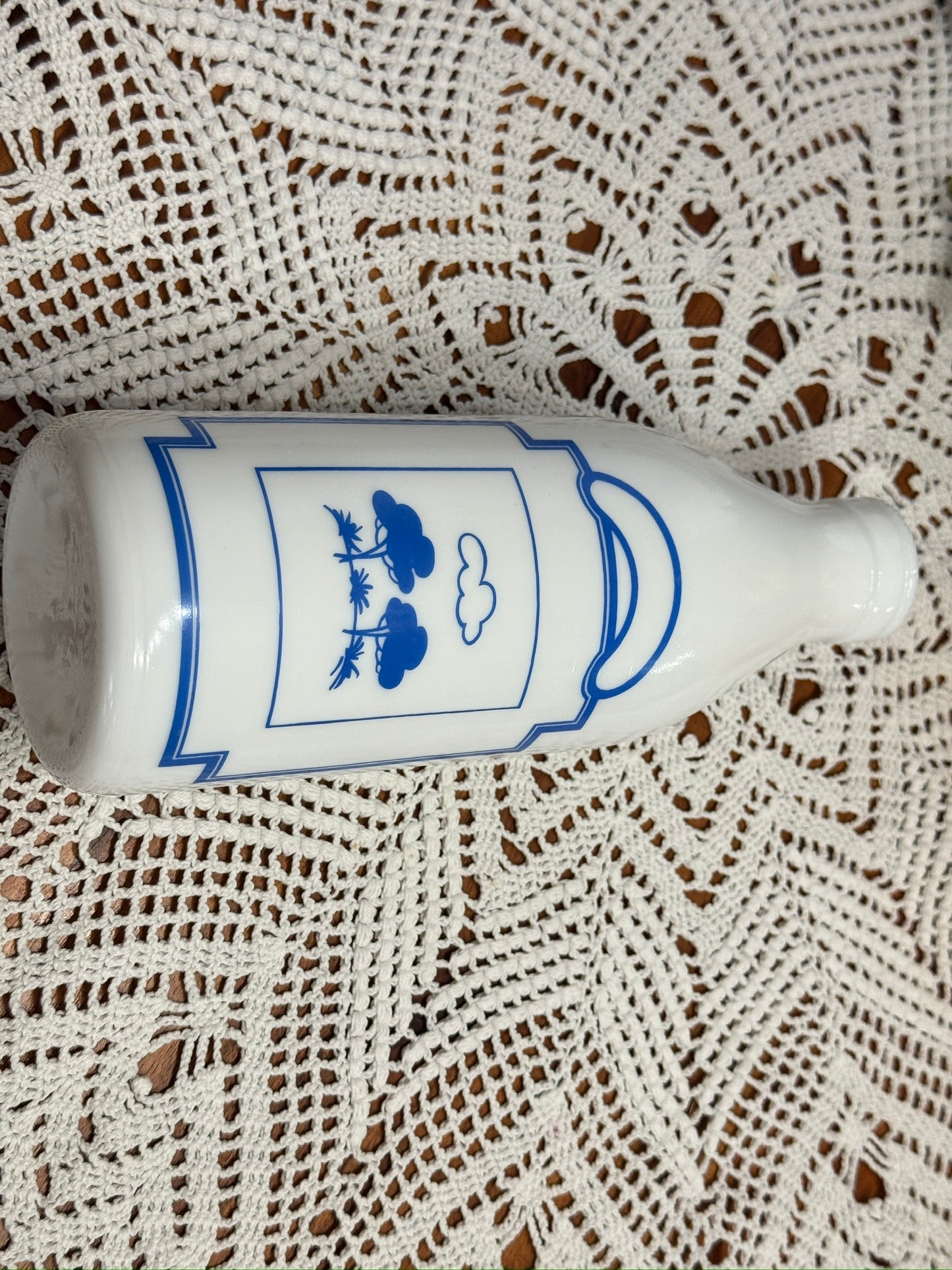 Egizia Milk Glass Blue/White Design Milk Bottle