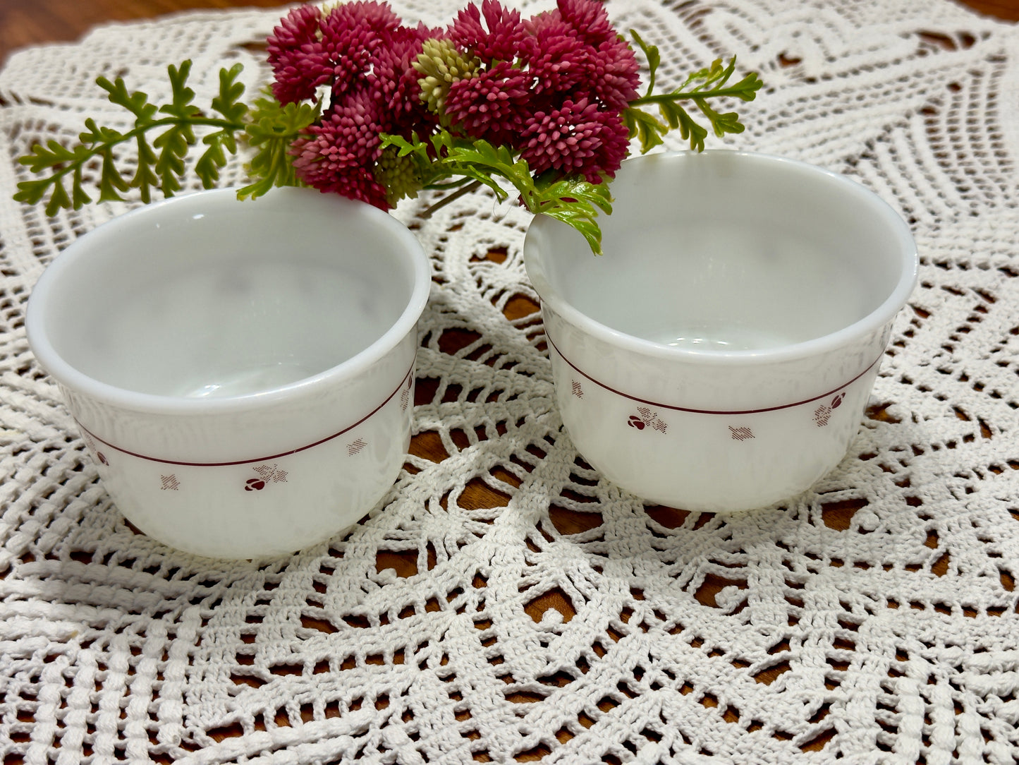 PYREX 'Burgundy Rose' Sugar Bowl
