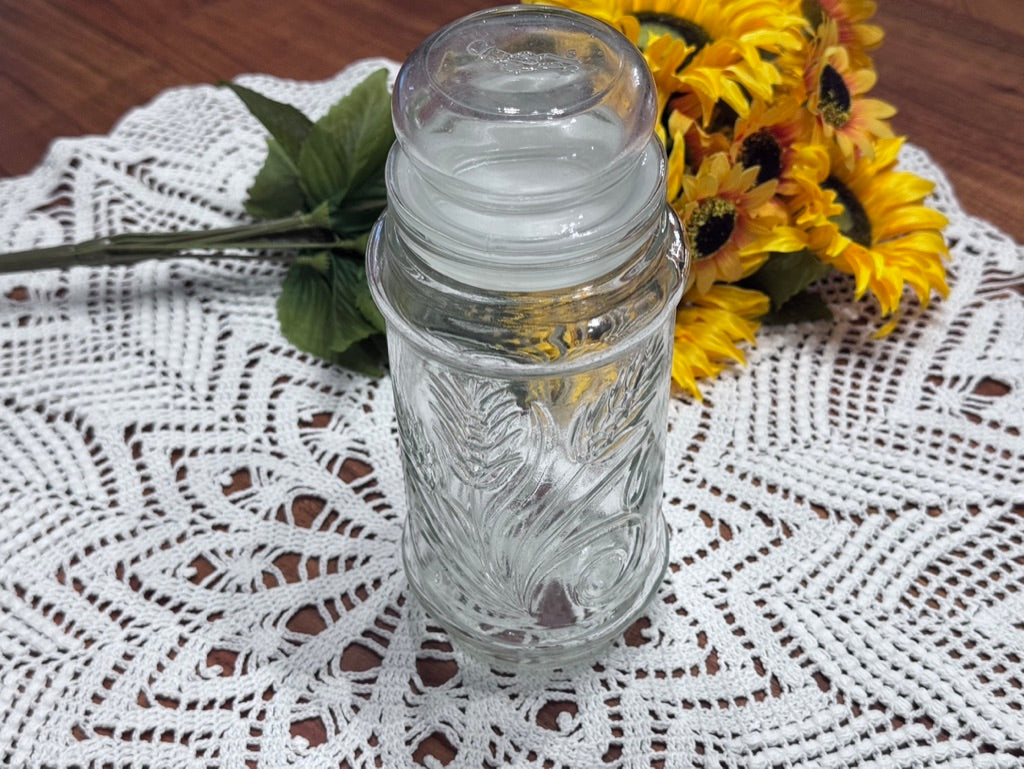 1982 Planters Mr. Peanut Clear Glass Jar Wheat Pattern