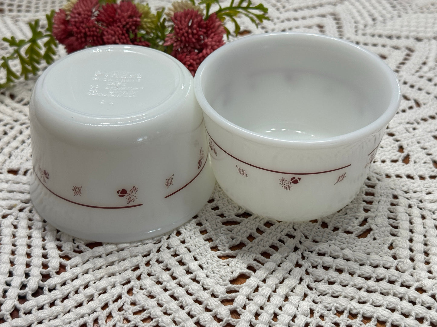 PYREX 'Burgundy Rose' Sugar Bowl
