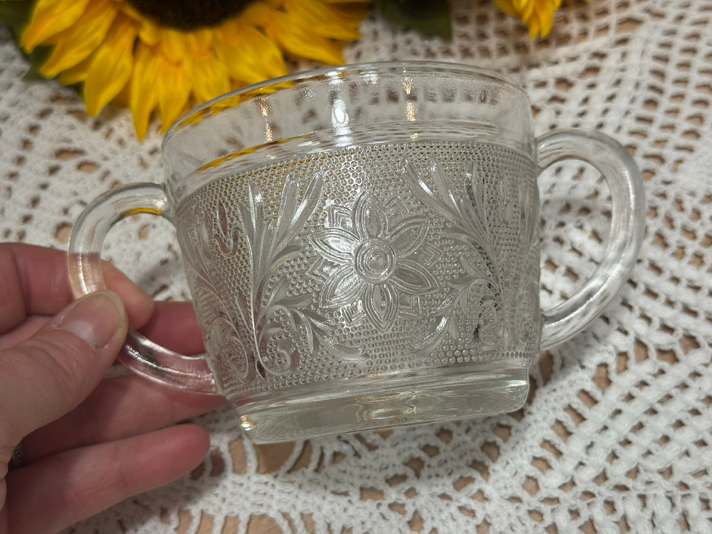 Anchor Hocking Sandwich Glass Sugar Bowl