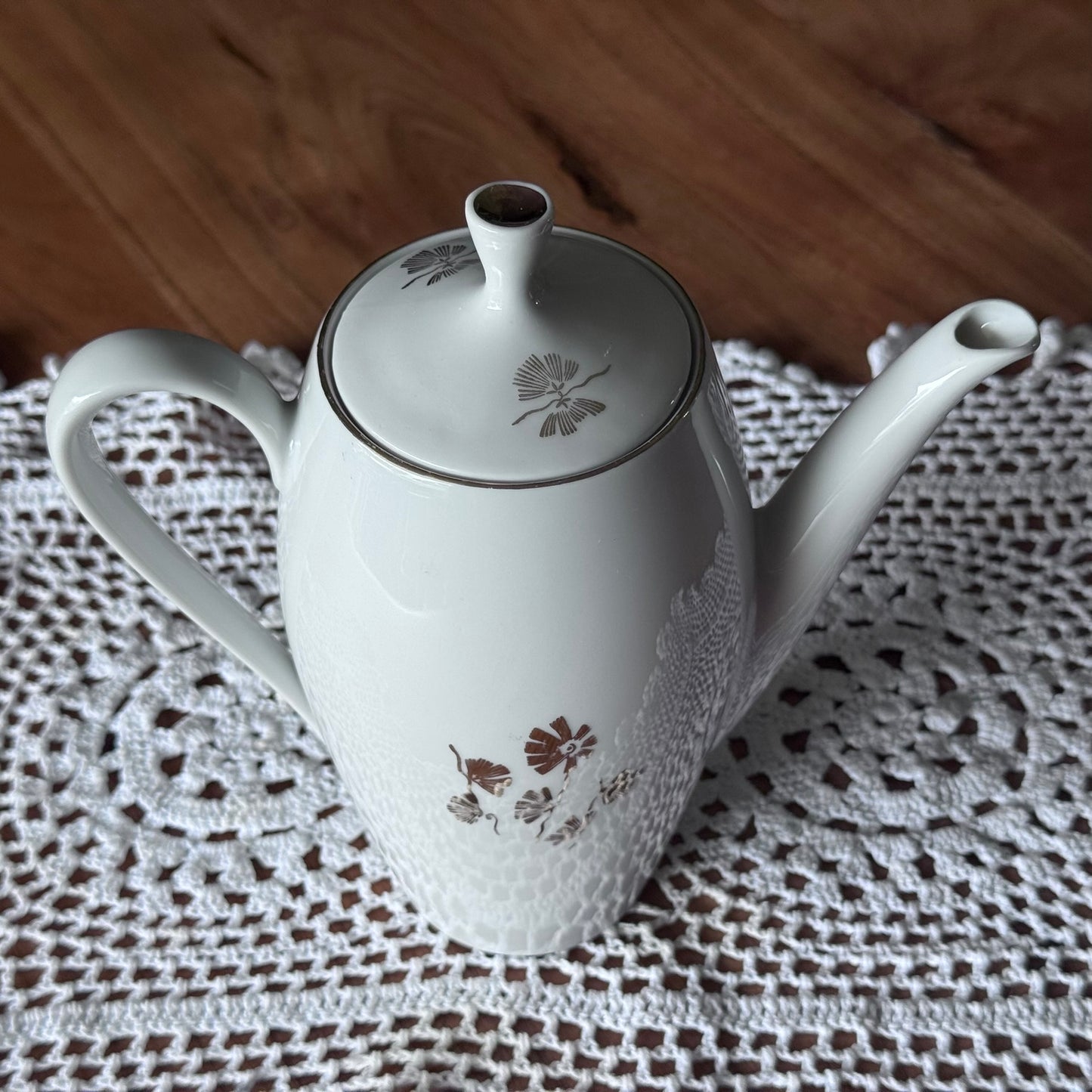 Bohemian White & Gold Floral Coffee/Teapot
