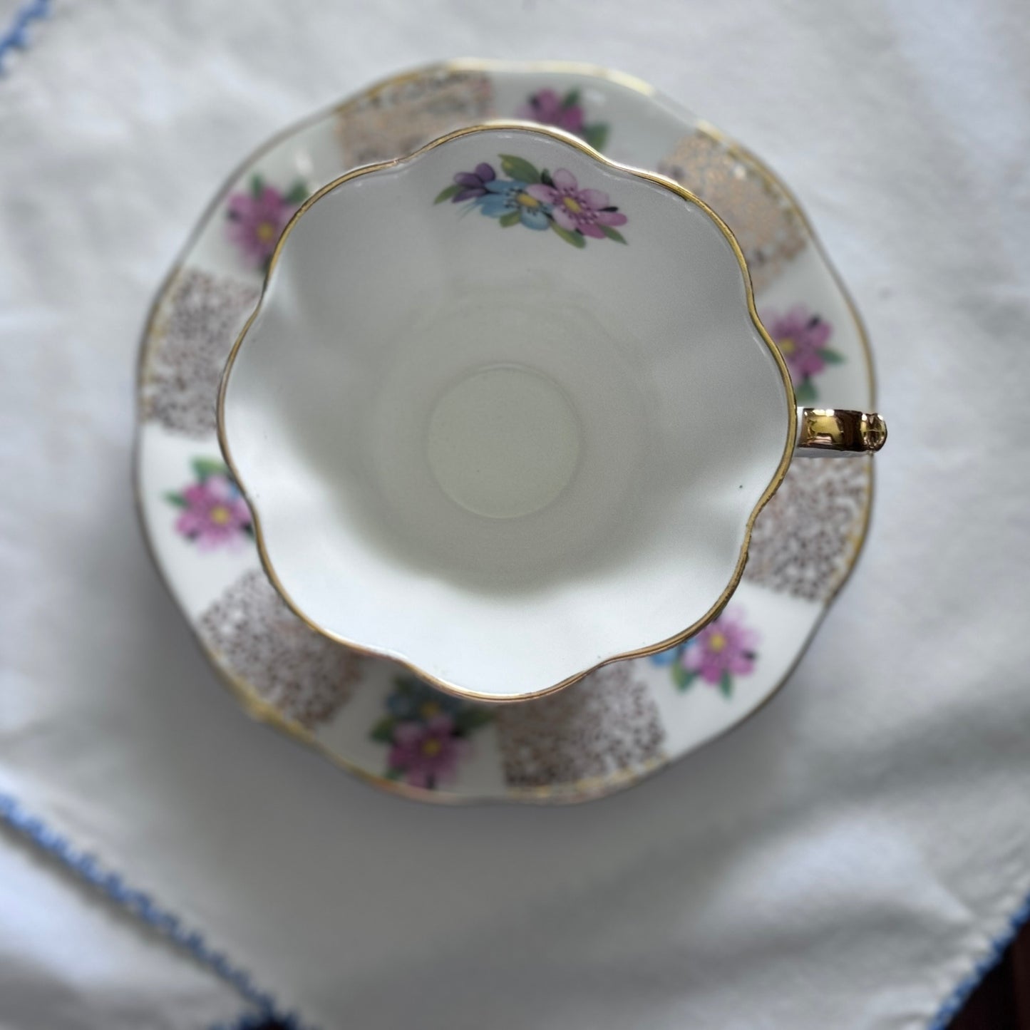 Queen Anne N 137 Tea Cup and Saucer