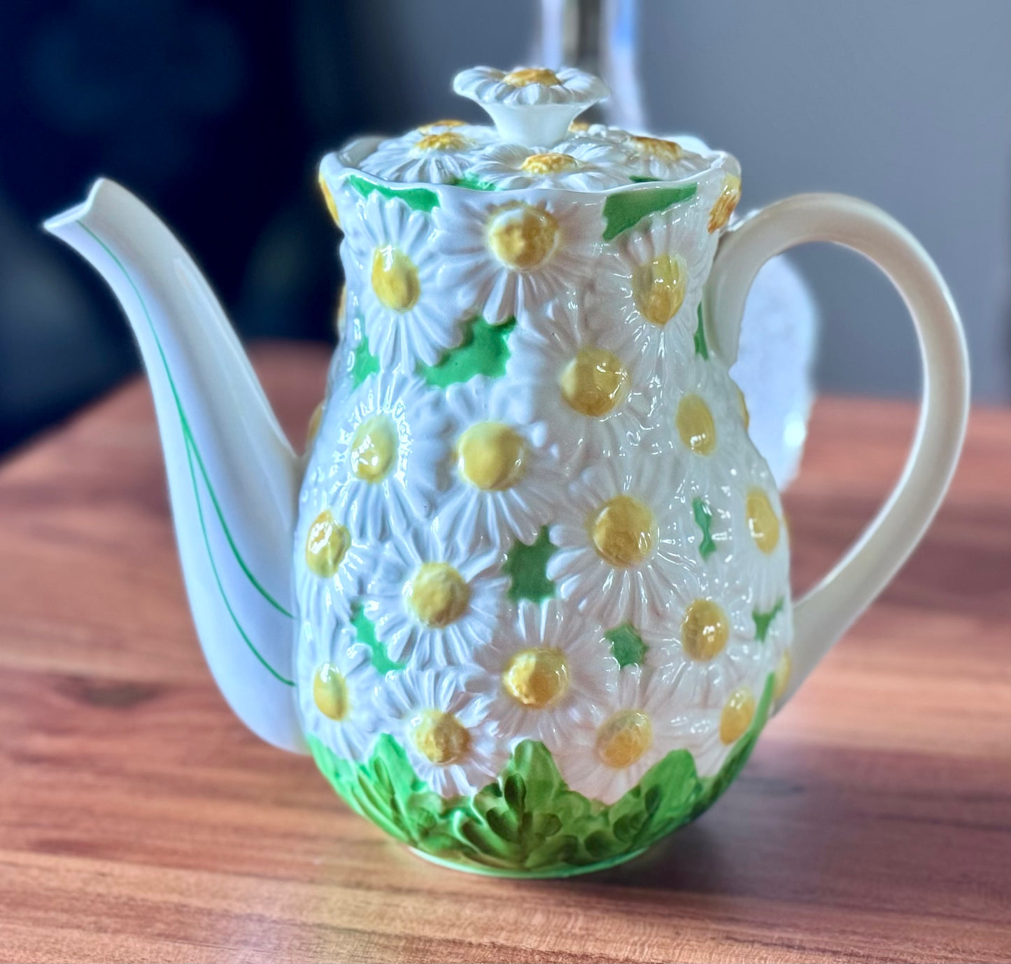 Lefton 'Daisytime' Teapot