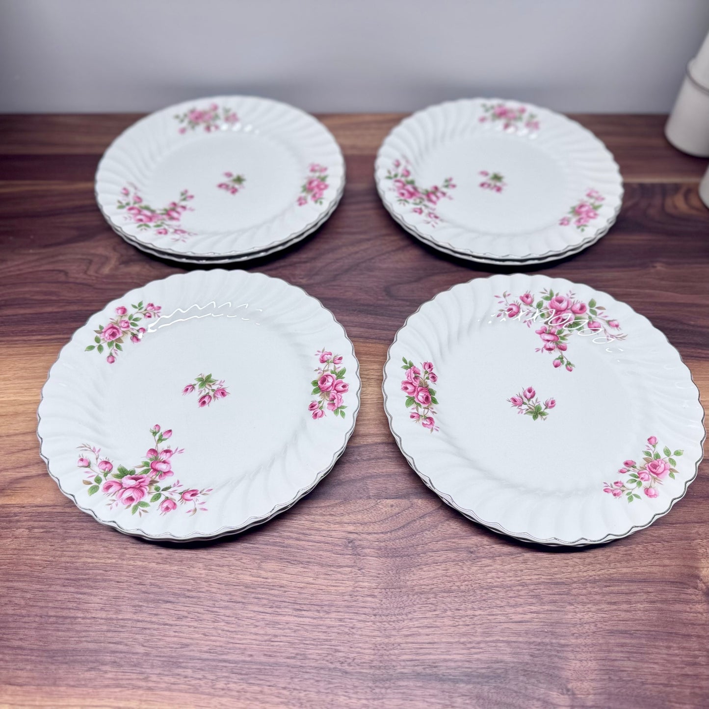 Johnson Brothers Made In England Ironstone Regency Pink Roses Dish Set