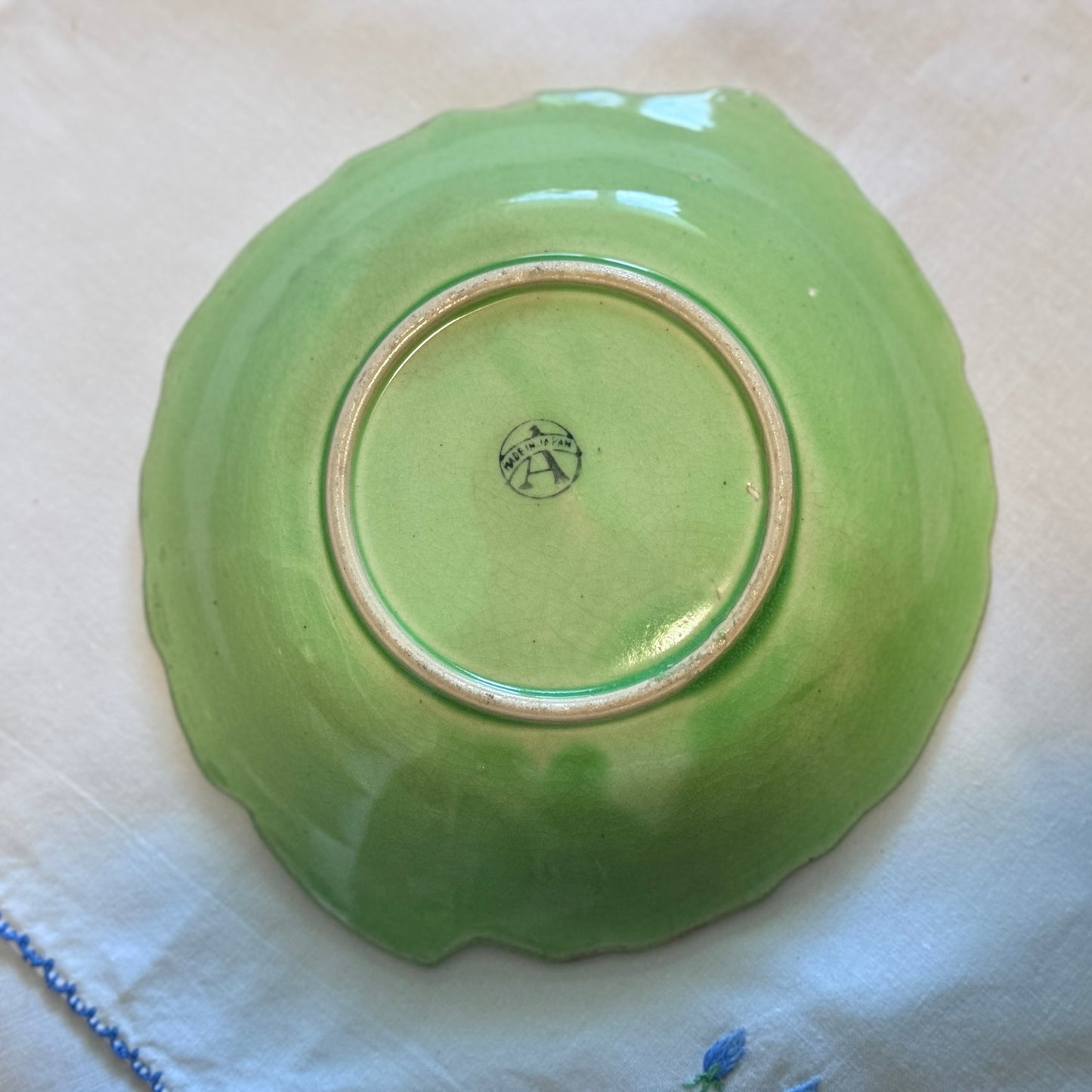 Tomato Tea Pot & Tomato Leaf Plate