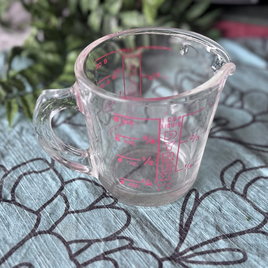 Vintage Pyrex # 508 Measuring Cup