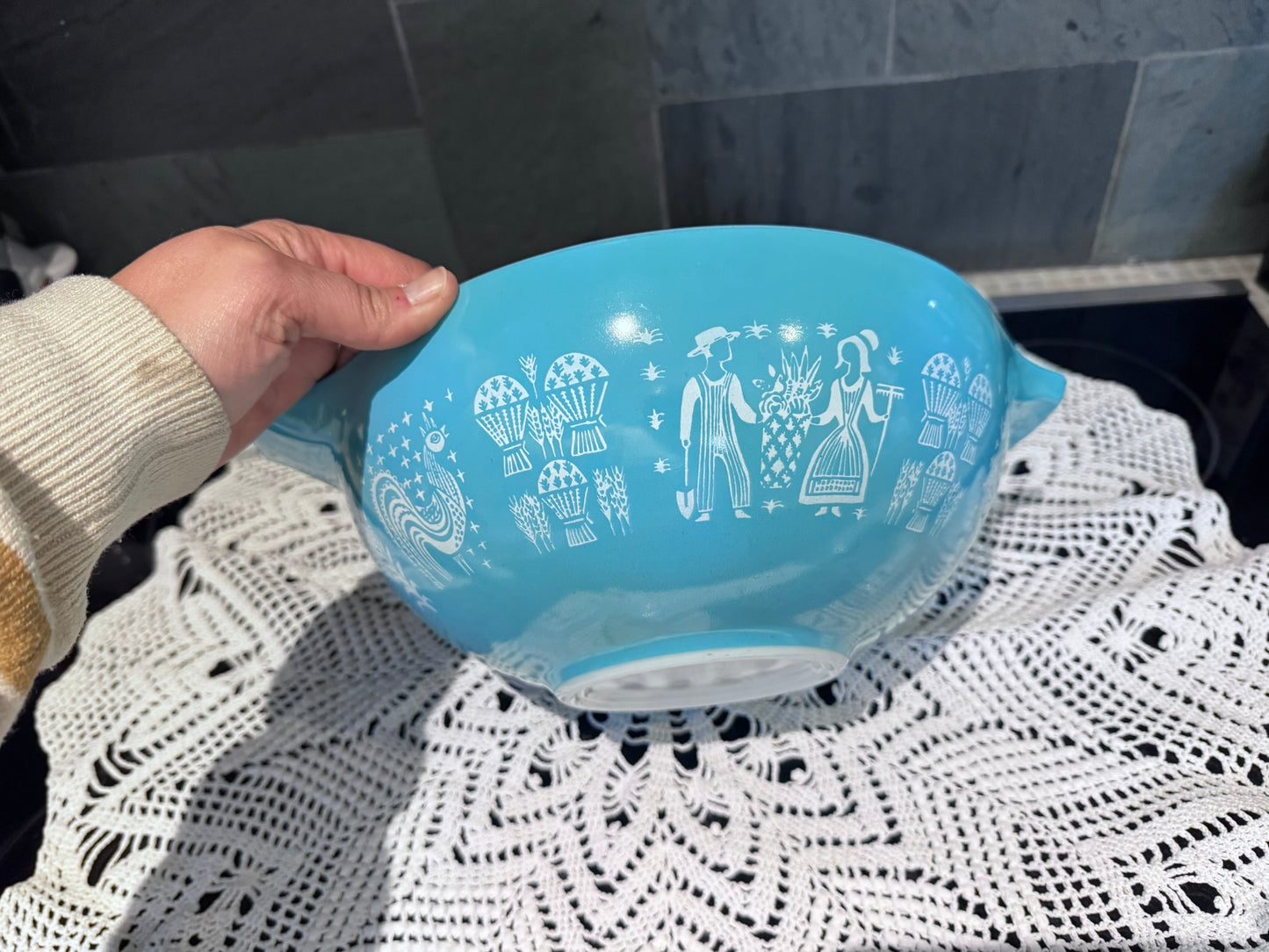 PYREX Butterprint #444 Cinderella Mixing Bowl