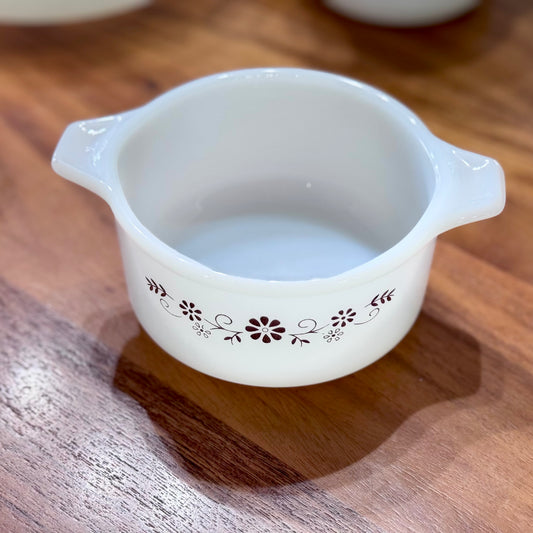 Dynaware PYR-O-REY 'Brown Daisy' Milk Glass Chili/Soup Bowls