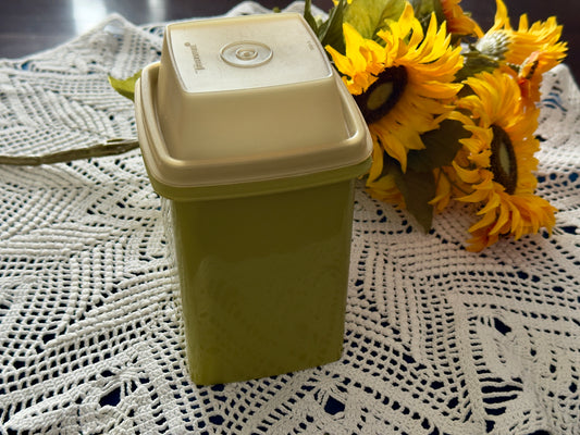 Tupperware Olive Green Pickle Keeper 1330-6