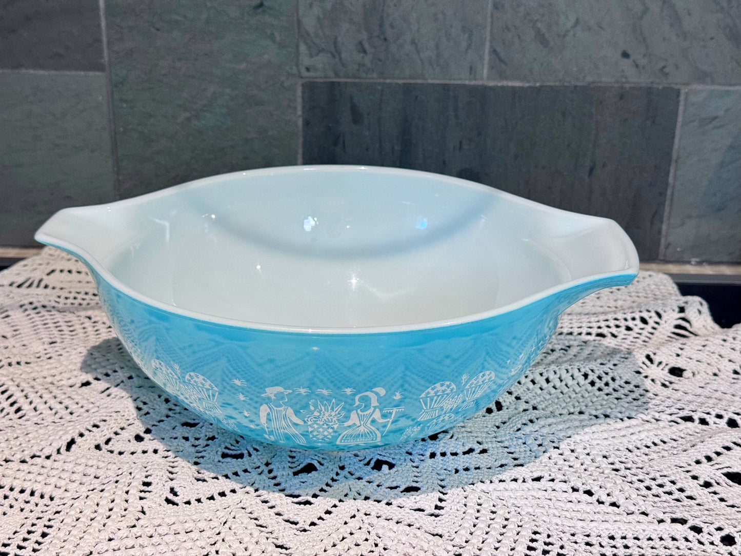 Cindrella Pattern Pyrex PYREX Butterprint #444 Cinderella Mixing Bowl – Woodland Charm