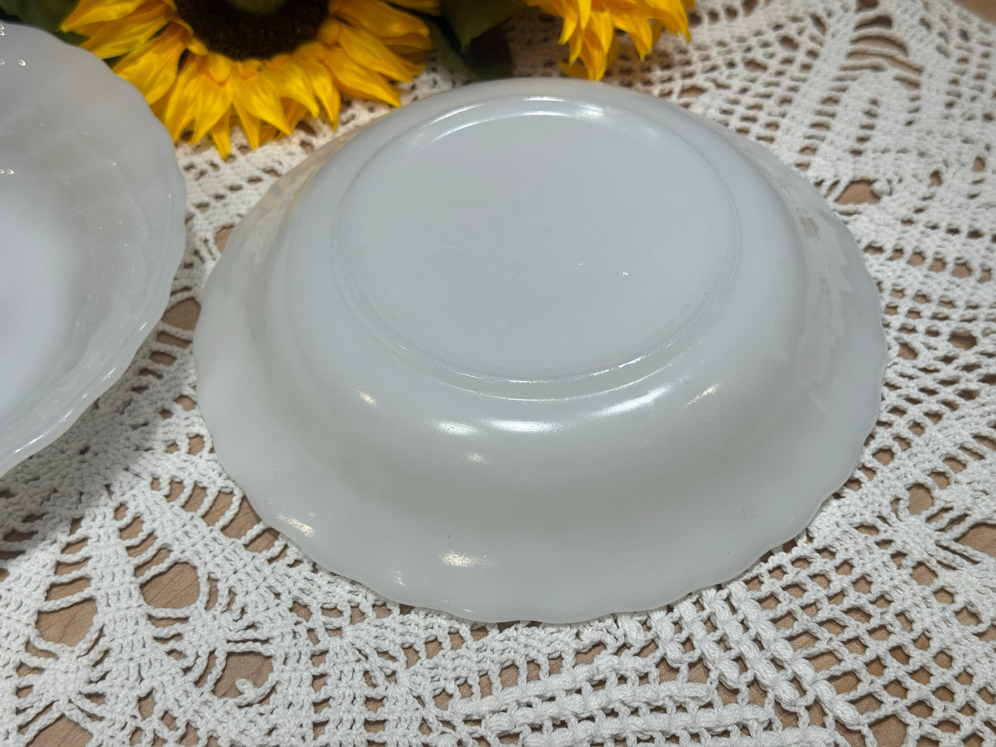 Anchor Hocking Fire-King Milk Glass Swirl Bowls