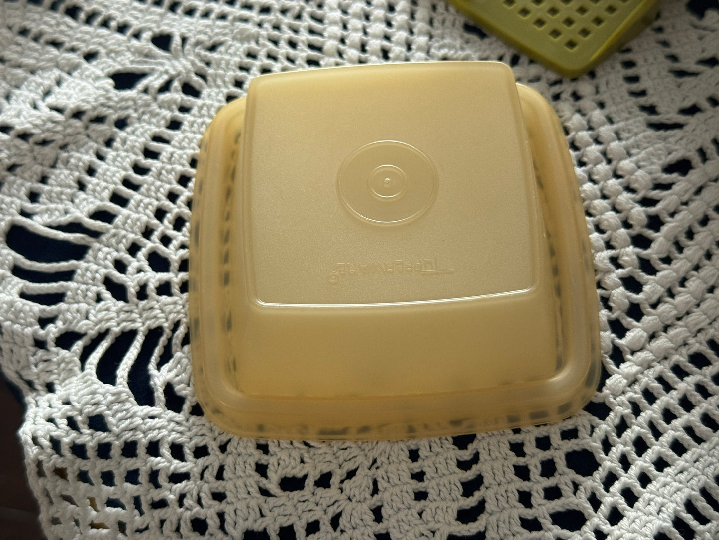Tupperware Olive Green Pickle Keeper 1330-6