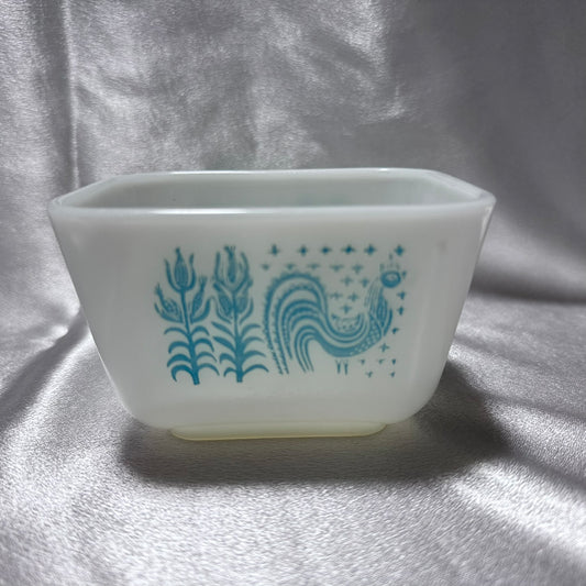 Pyrex Fridgie