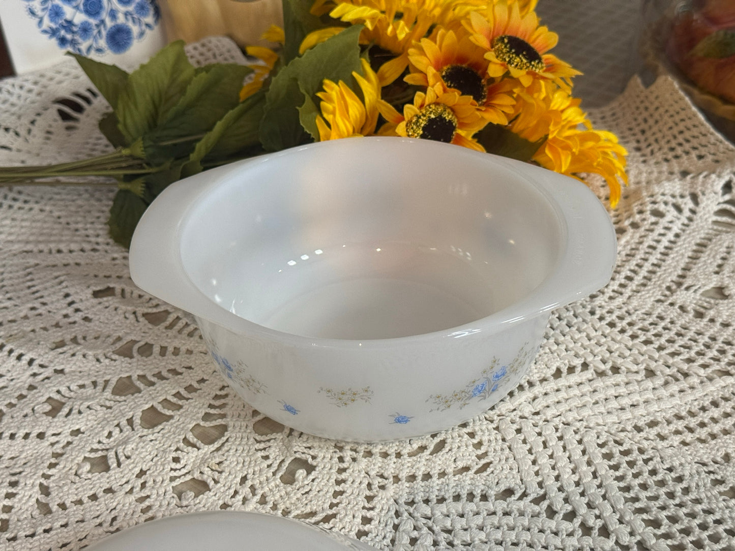 Arcopal France 'Romantique' Round Casserole Dish