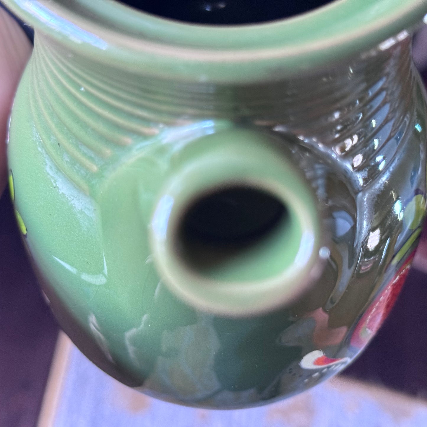 Retro Winterling Green/Red-Orange/White Ceramic Teapot