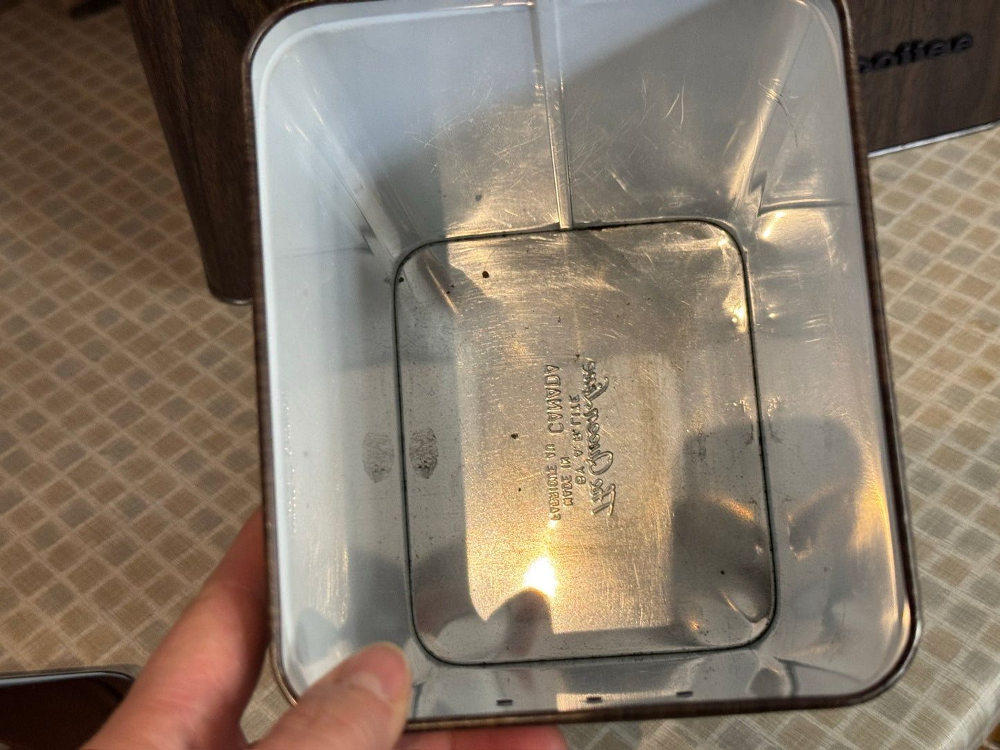 The Queen Line Faux Wood Grain Finish Canister Set