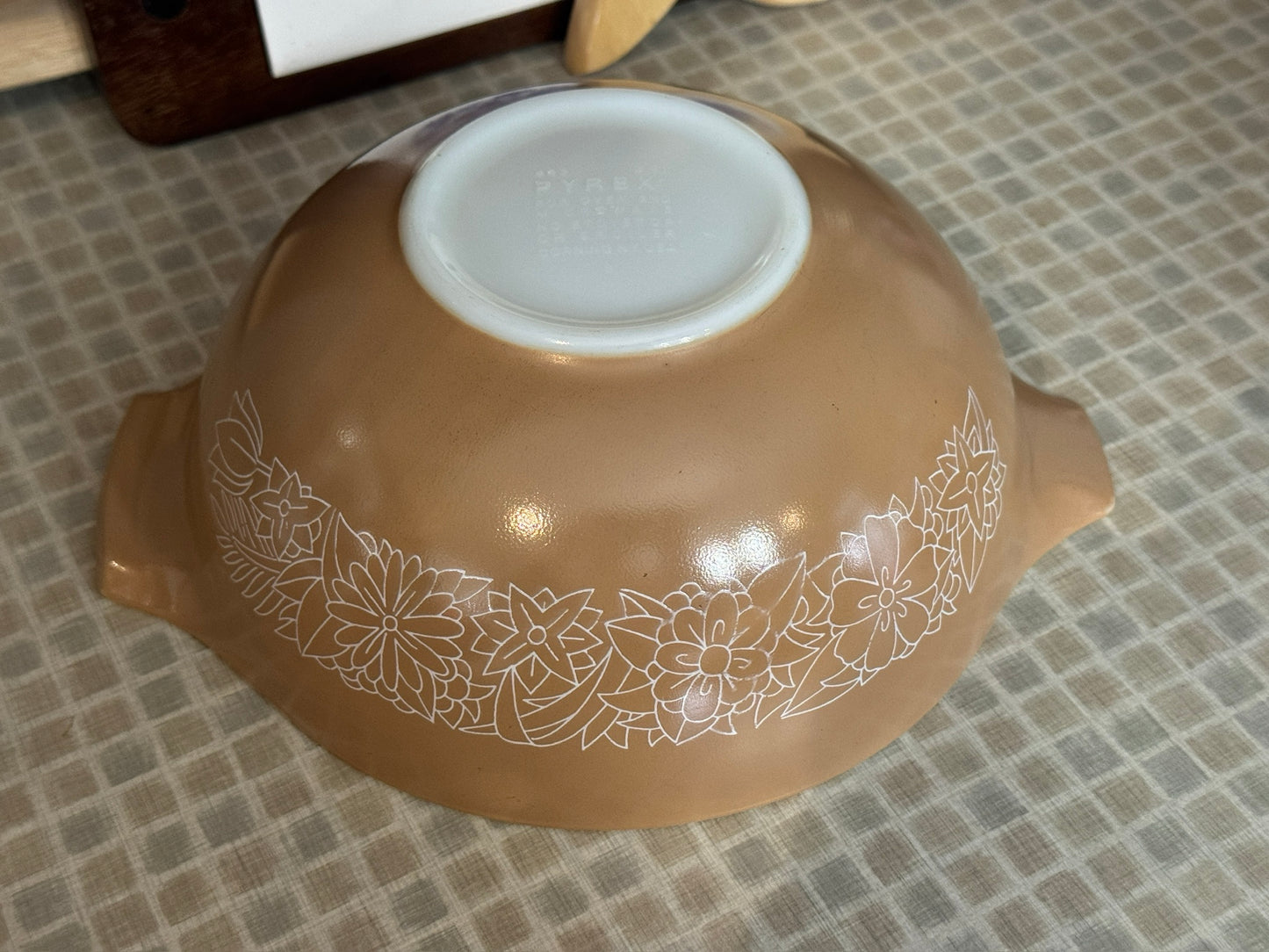 PYREX Woodland 443 2.5 L Cinderella Mixing Bowl