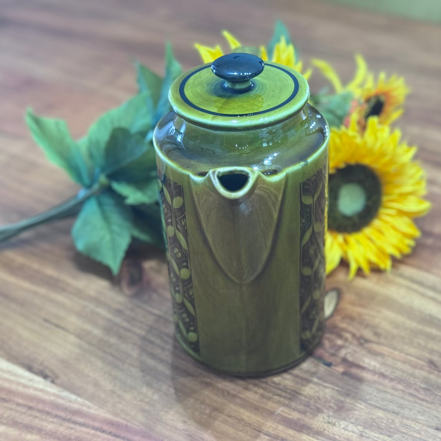 Royal Sealy Olive Green & Black Coffee Pot