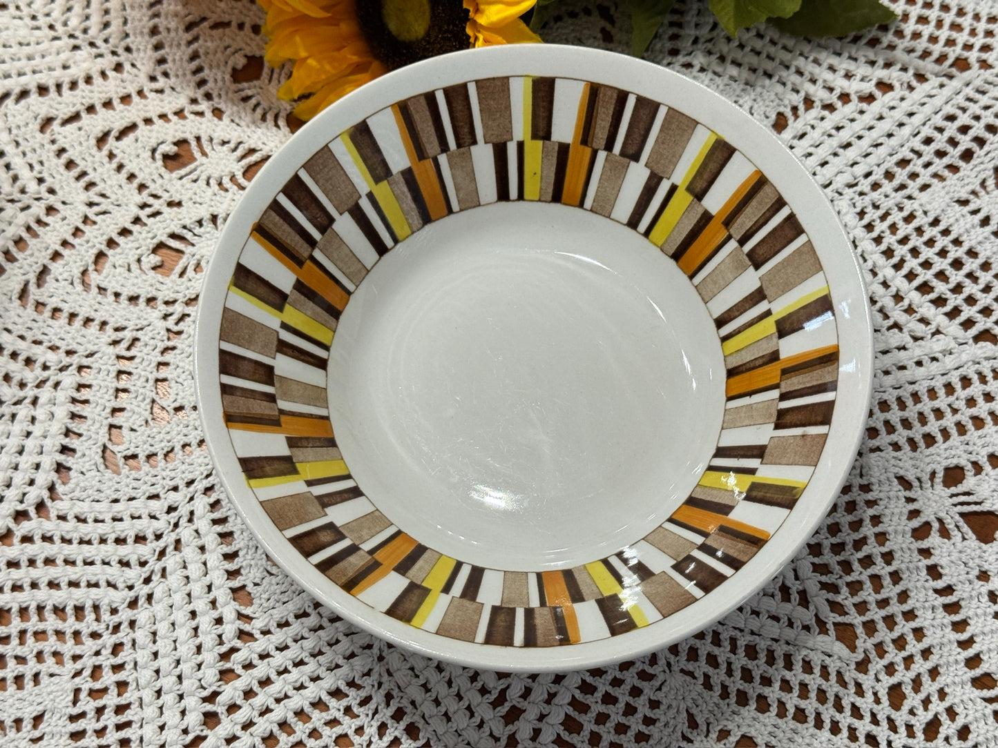 Wood & Sons Carefree Alpine White Casserole Dish & Serving Bowl Set