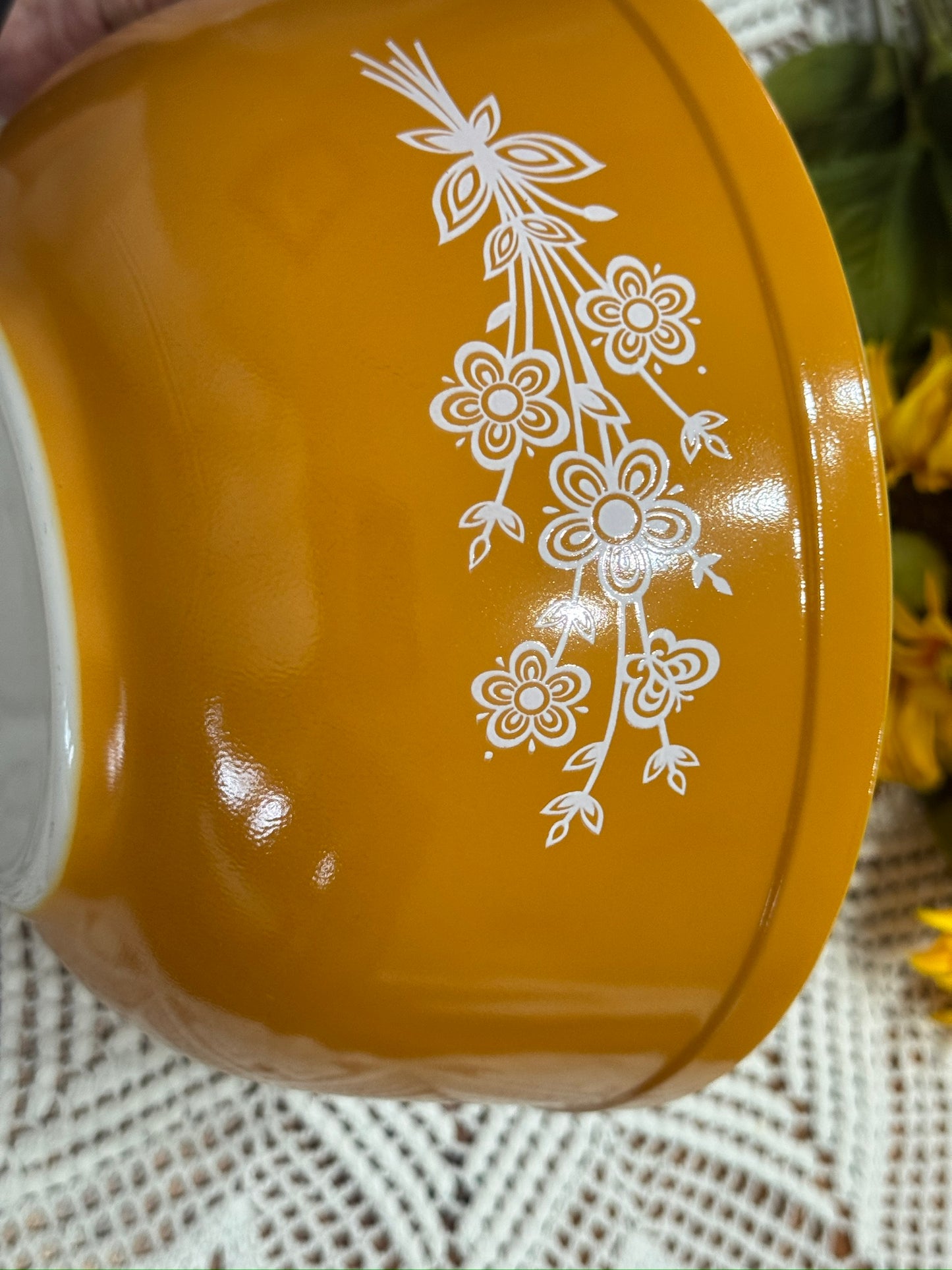 PYREX 403 Butterfly Gold Burnt Orange Mixing Bowl