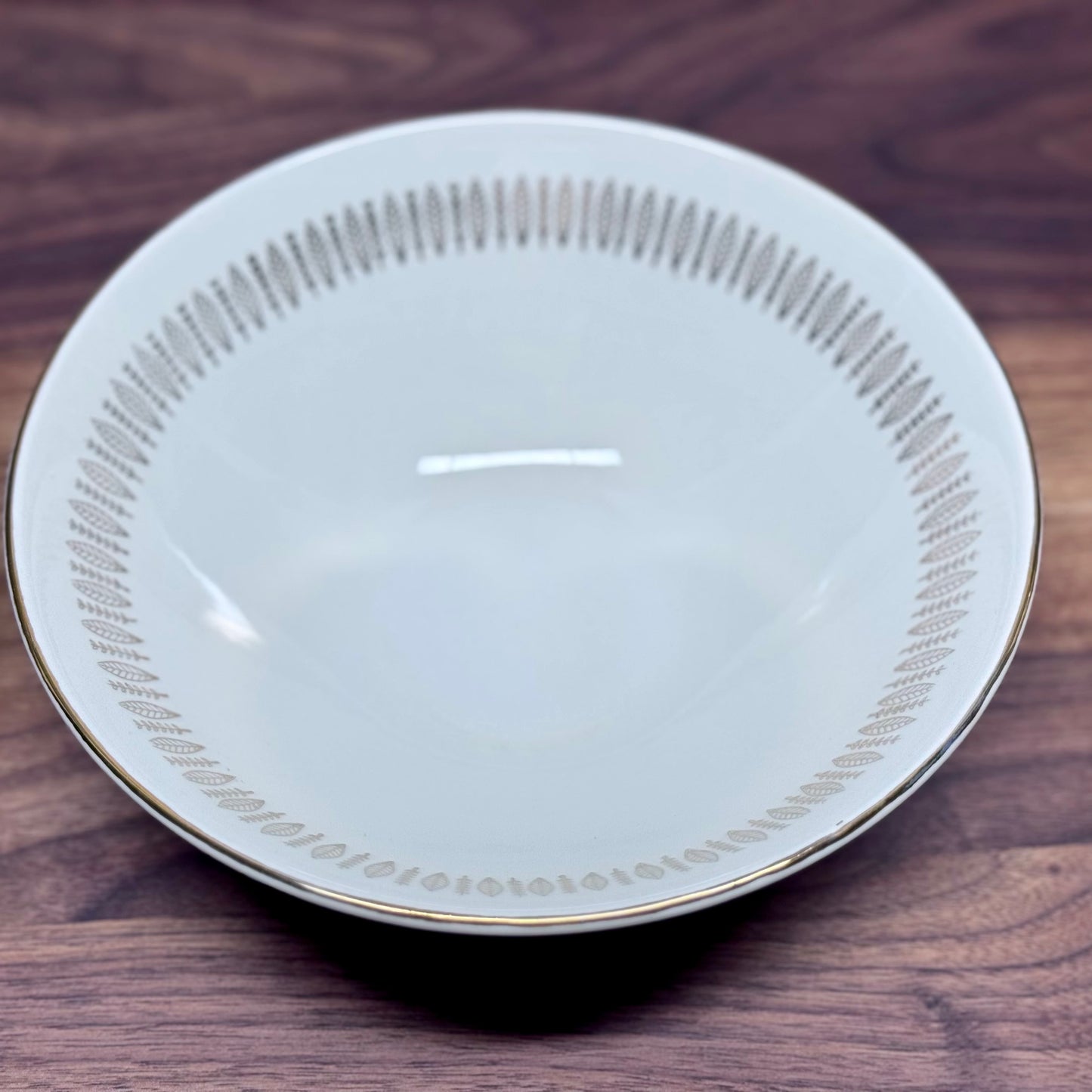 Royal Knight 'Traditional' 22ct Serving Bowl