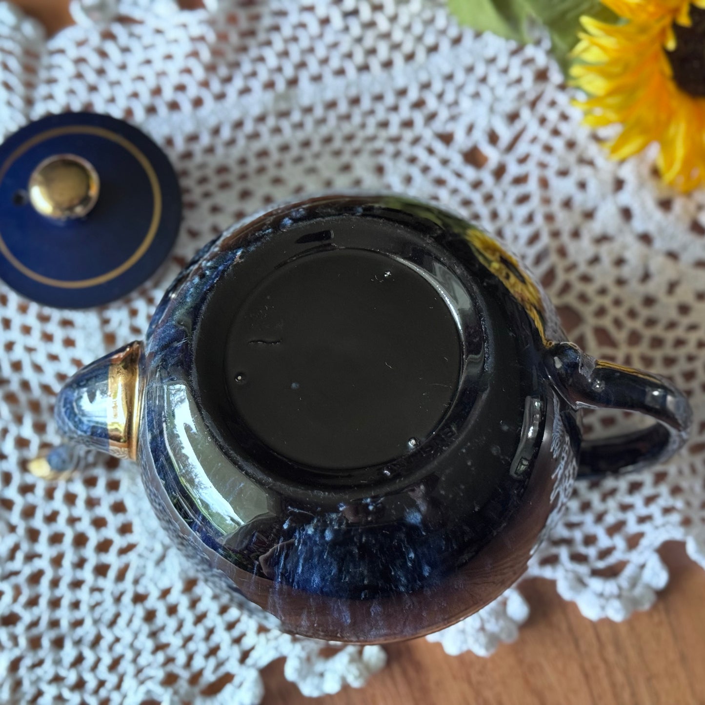 English Cobalt & Marble Effect with Gold Trim Teapot