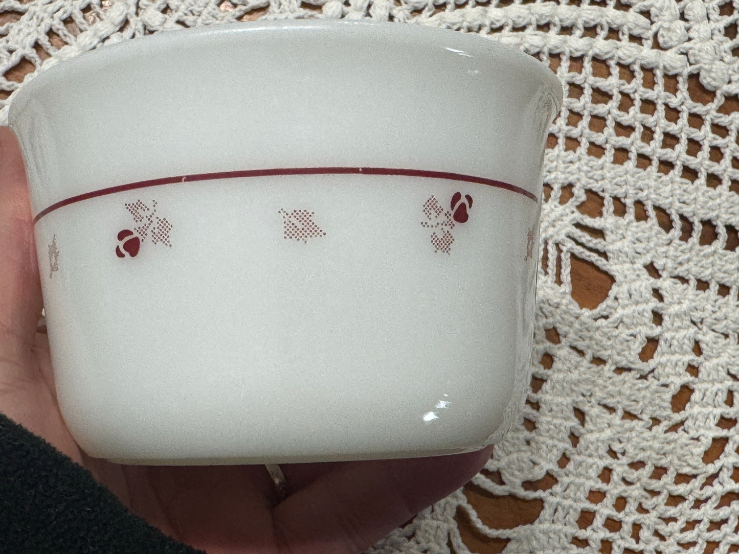 PYREX 'Burgundy Rose' Sugar Bowl